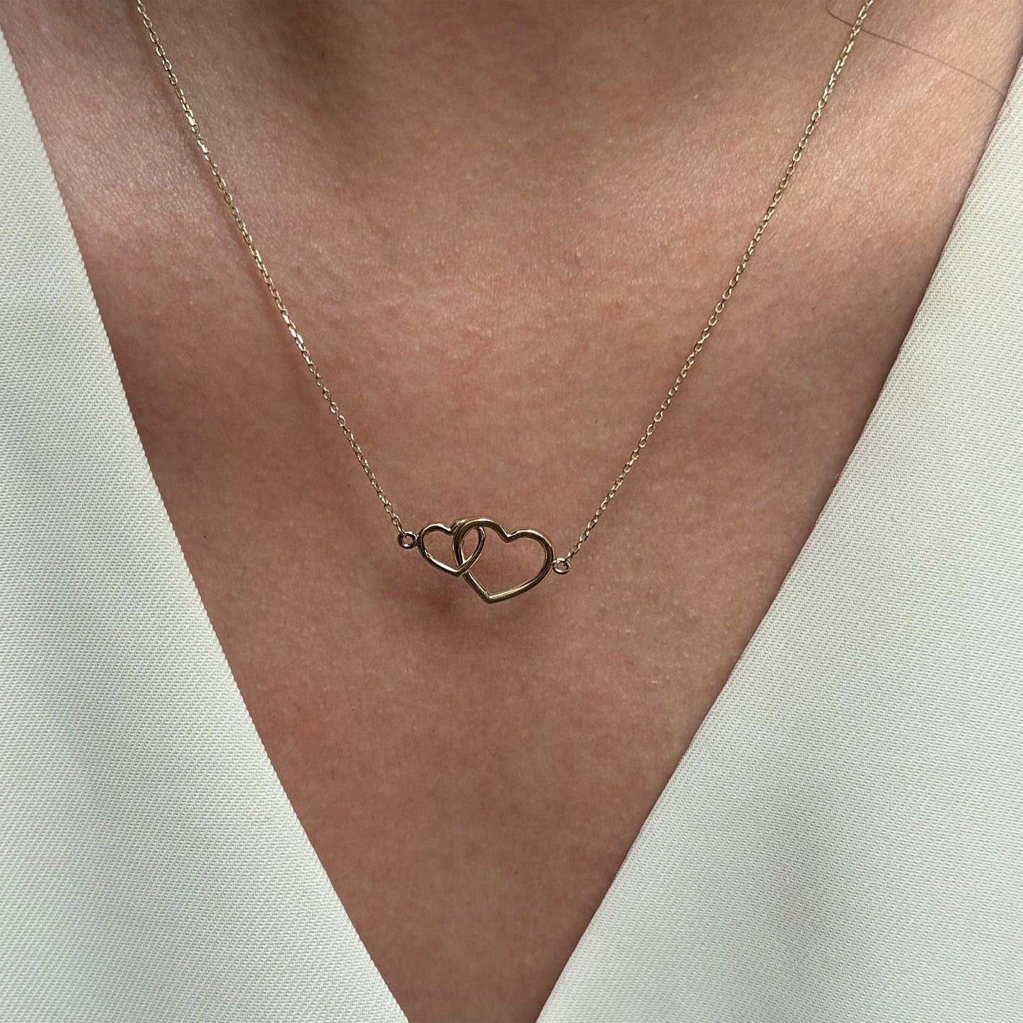 Collar Gargantilla Oro 10K Kilates Diseño 2 Corazones Enlazados 45 cm