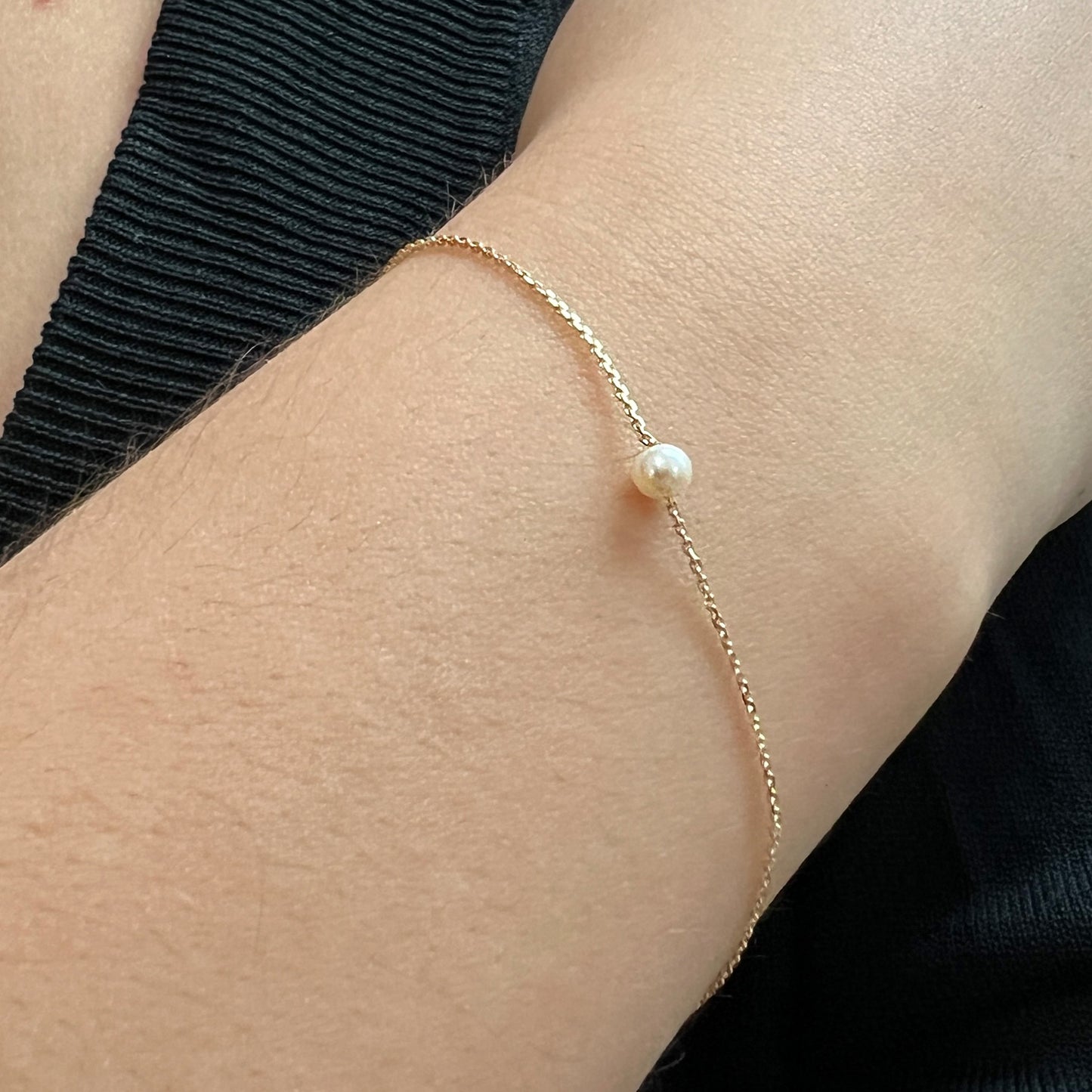 Pulso De Oro Italiano 14 Kilates Perla Sola