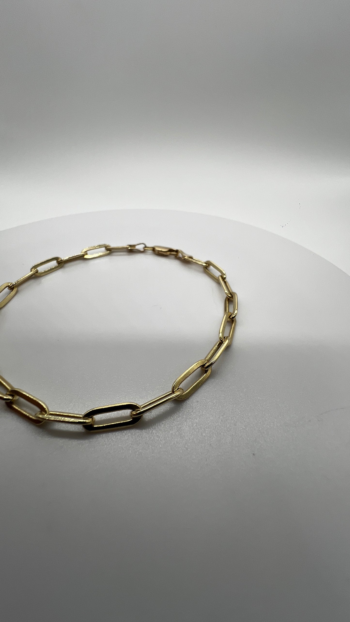 PULSO DE ORO SÓLIDO 10 KILATES TEJIDO CLIPS / INGLÉS 4.5 MM 21 CM