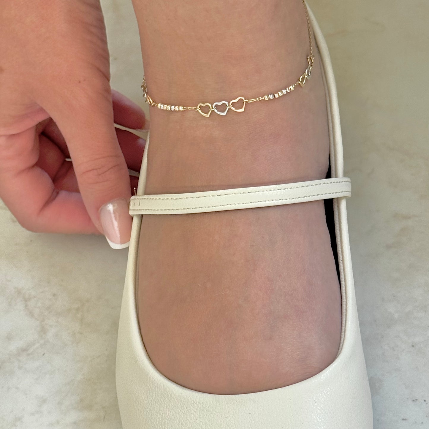 TOBILLERA ORO 14K KILATES DISEÑO 3 CORAZONES FLORENTINO 23 CM