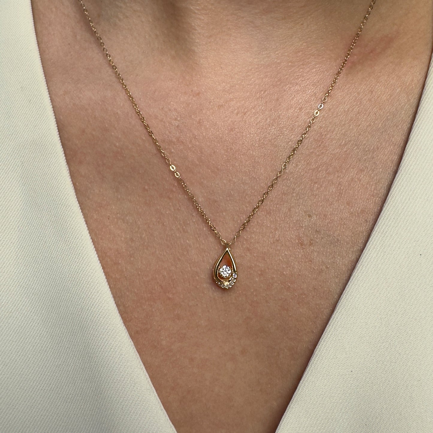 Collar Gargantilla Oro 10K Kilates Diseño Gota Brillante Flotante 45 cm