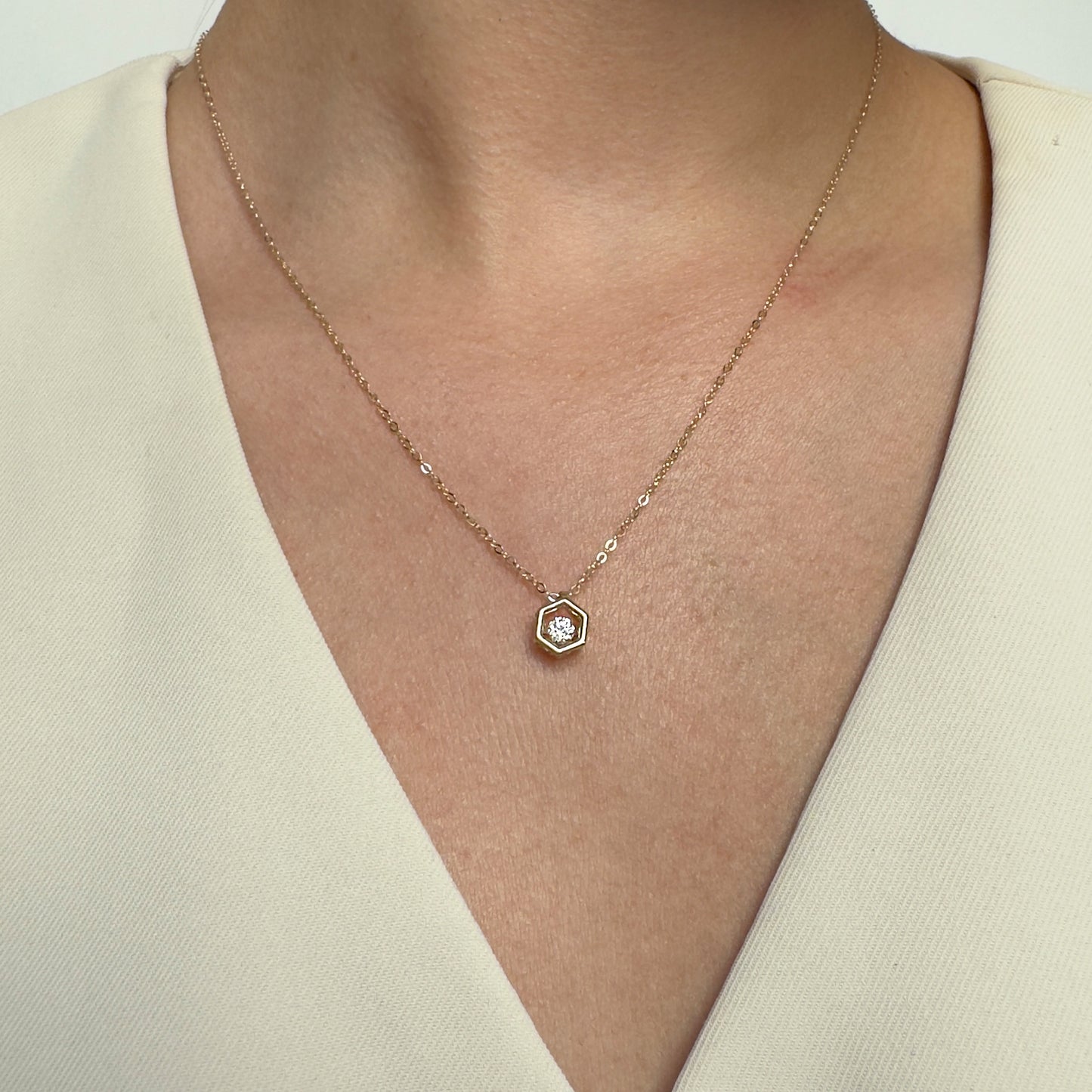 Collar Gargantilla Oro 10K Kilates Diseño Hexagono Brillante Flotante 45 cm