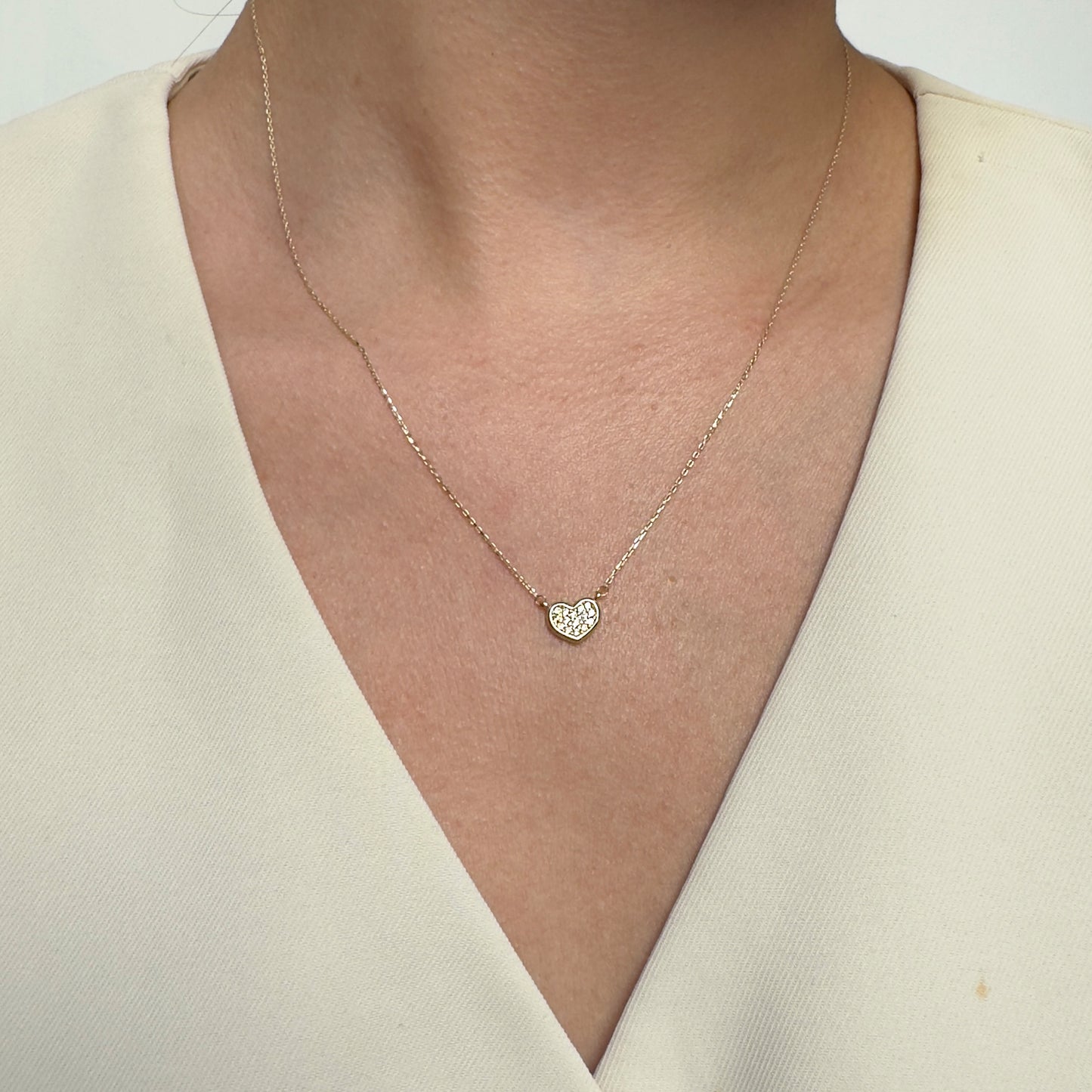 Collar Gargantilla Oro 10K Kilates Diseño Corazón Con Brillantes 45 cm