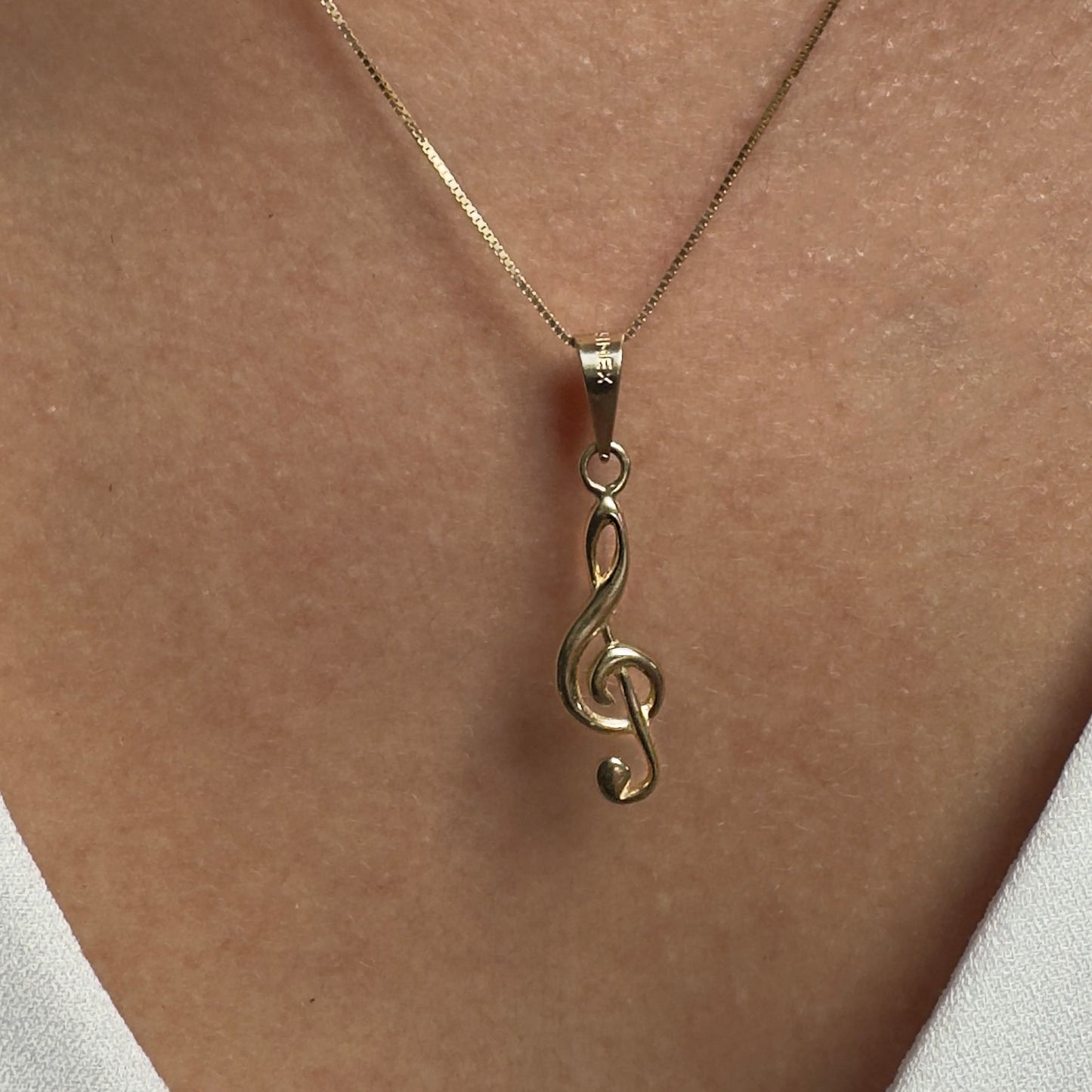 DIJE DE ORO SÓLIDO 10K Y 14K DISEÑO CLAVE DE SOL NOTA MUSICAL
