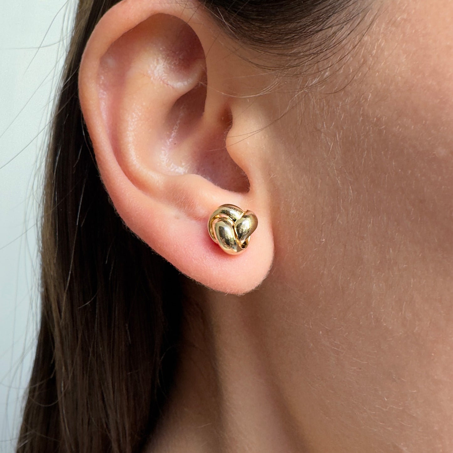 Aretes de Oro 14 Kilates Diseño Nudos 3 Hilos Medianos Dorados